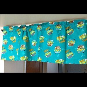 Scooby-Doo Themed Curtain Valance